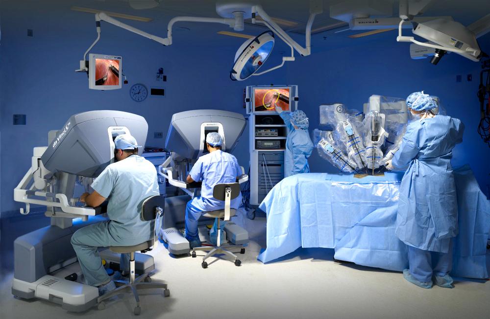 Онкологическая диагностика предстательной железы и роботизированная операция по методу Да Винчи в Испании