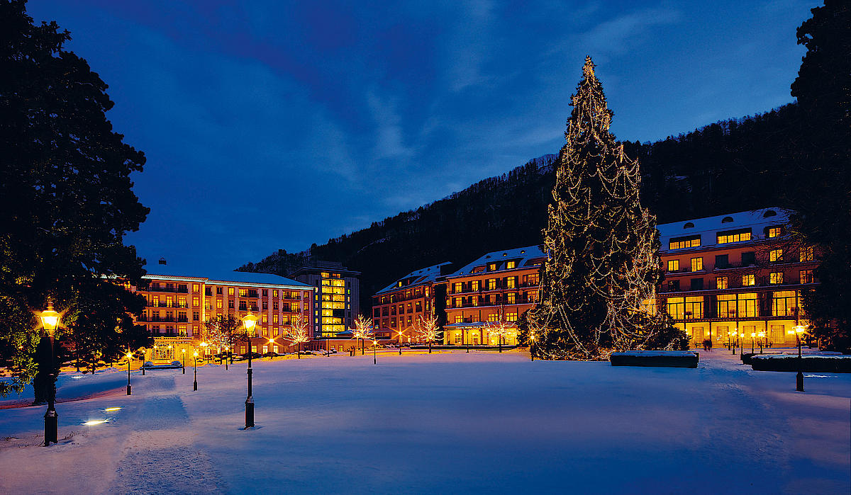 csm_Themen_Weihnachten_Resort_Winter_Beleuchtung_heller_489c874d25.jpg