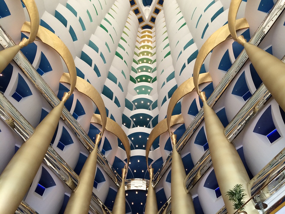 Hotel-Burj-Al-Arab-Luxury-Lobby-Dubai-545386.jpg