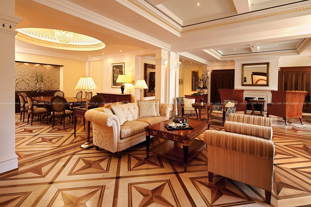 Отель Quellenhof & Spa Suites , 5* Отель Quellenhof & Spa Suites , 5*