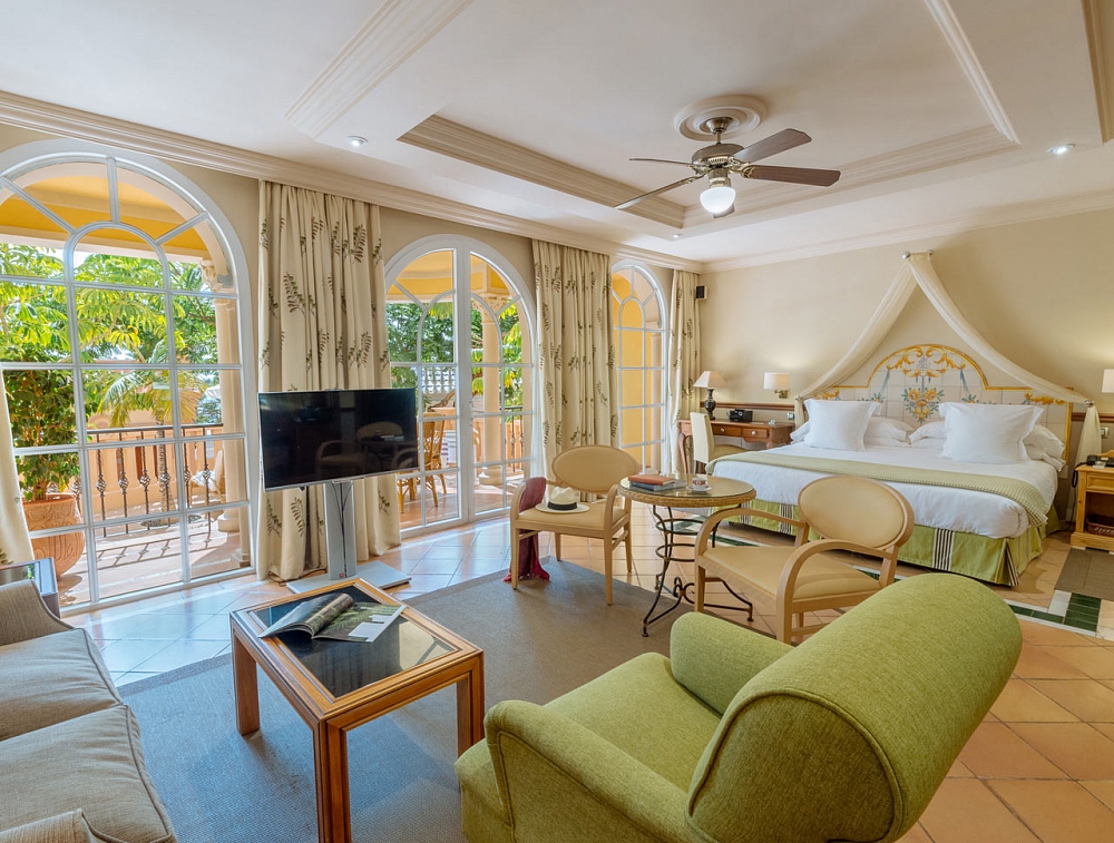 Gran Hotel Bahia del Duque Resort, 5* Gran Hotel Bahia del Duque Resort, 5*